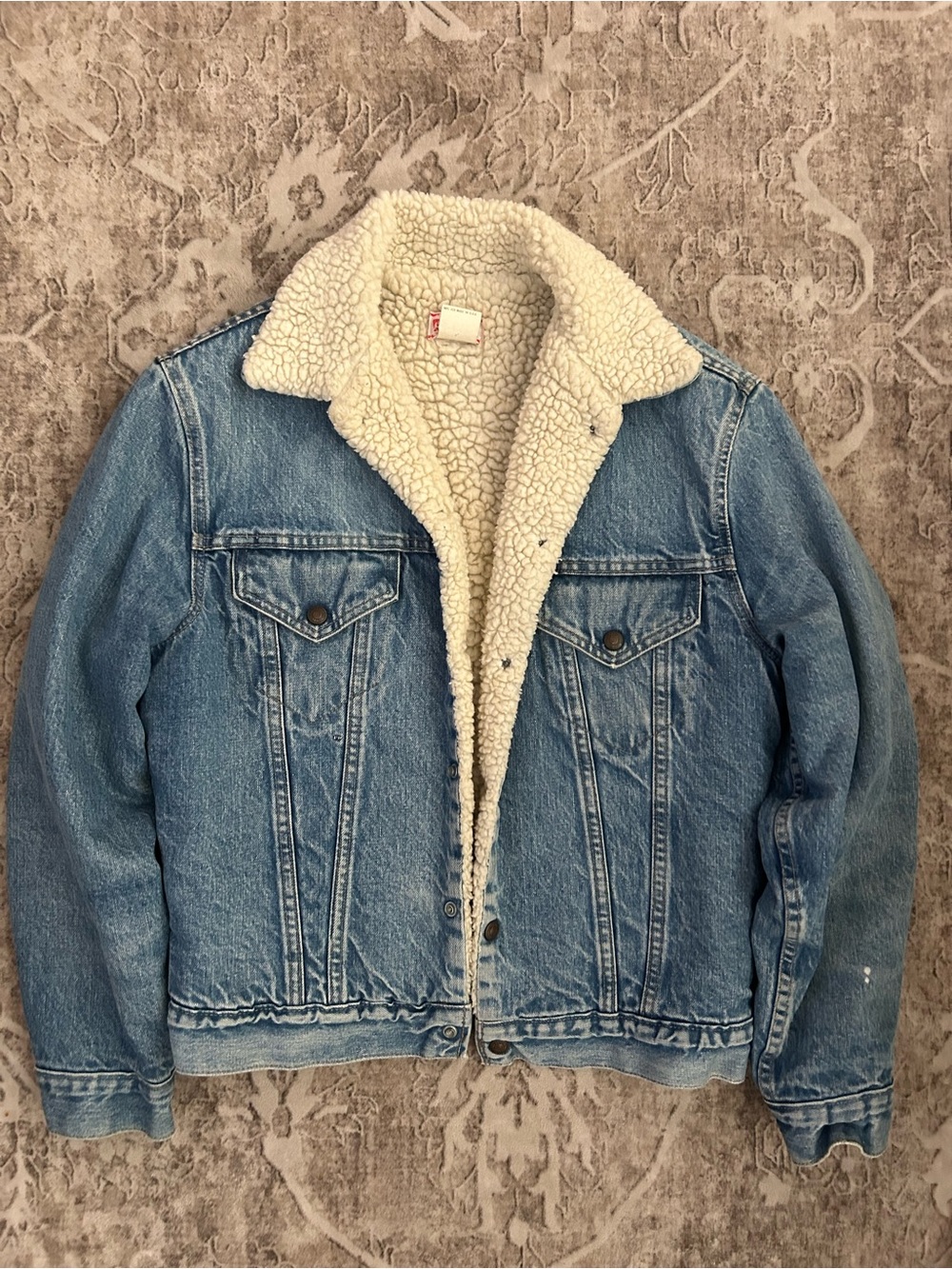 Vintage 80s Levi’s Sherpa Lined Denim Trucker Jacket Made in USA Size 40